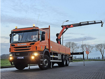 Vrachtwagen met open laadbak SCANIA P 410