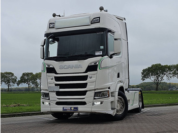 Trekker SCANIA R 450