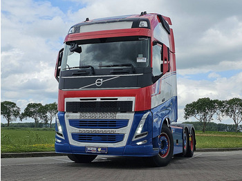 Trekker VOLVO FH 460