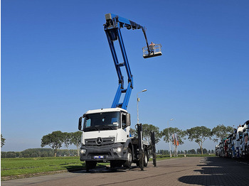 Vrachtwagen MERCEDES-BENZ Antos