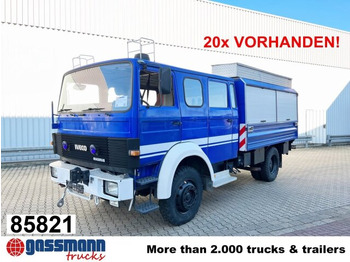 Vrachtwagen met open laadbak IVECO