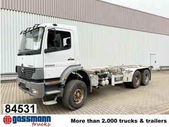 Containertransporter/ Wissellaadbak vrachtwagen MERCEDES-BENZ Atego 2628
