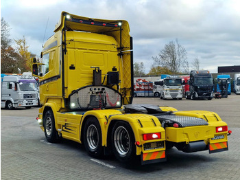 Trekker Scania R450 Highline 6x2 - Manual gearbox - PTO/Hydraulic - Custom interior - Full air - Euro 6: afbeelding 5 Trekker Scania R450 Highline 6x2 - Manual gearbox - PTO/Hydraulic - Custom interior - Full air - Euro 6: afbeelding 5