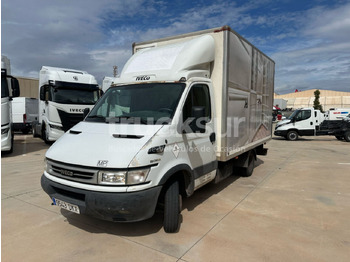 Bestelwagen gesloten laadbak IVECO Daily 35c14