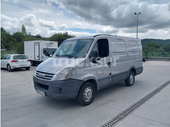 Bestelwagen gesloten laadbak IVECO Daily 35s12