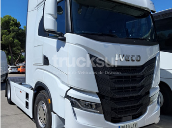 Trekker IVECO S-WAY