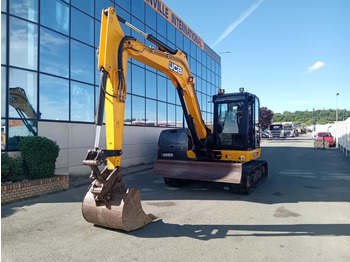 Rupsgraafmachine JCB