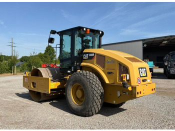 Schapenpootwals/ Grondverdichter CATERPILLAR CS66B