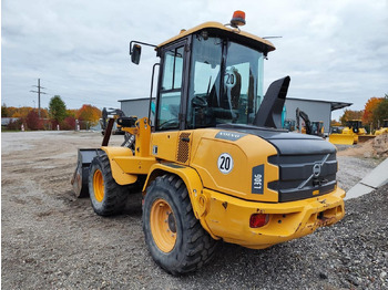 Wiellader VOLVO L30G