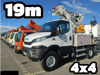 Vrachtwagen hoogwerker IVECO Daily