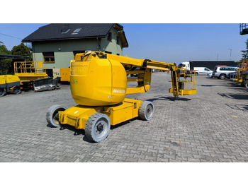 Knikarmhoogwerker MANITOU