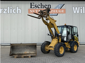 Wiellader CATERPILLAR 908M