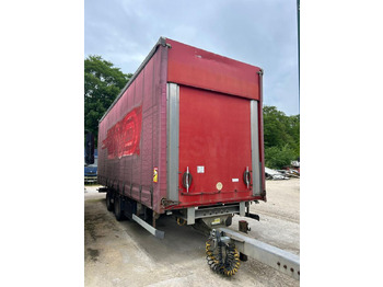 Aanhangwagen met huif SAMRO