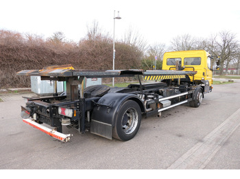 Containertransporter/ Wissellaadbak vrachtwagen MERCEDES-BENZ