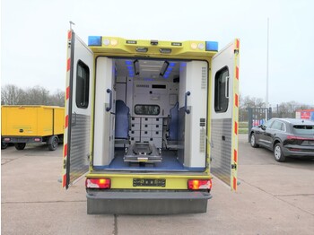 Leasing MERCEDES-BENZ Sprinter II 516 CDI KLIMA KRANKENWAGEN RTW AUTOM MERCEDES-BENZ Sprinter II 516 CDI KLIMA KRANKENWAGEN RTW AUTOM: afbeelding 2