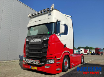 Trekker SCANIA S 730