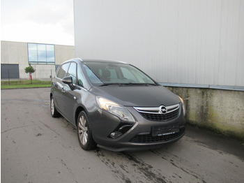 Personenwagen OPEL