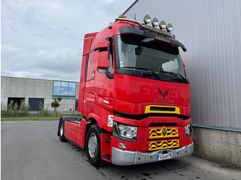 Trekker RENAULT T 520