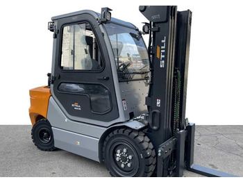 Diesel heftruck STILL