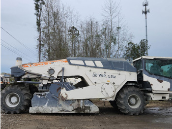 Bodemstabliseerder WIRTGEN