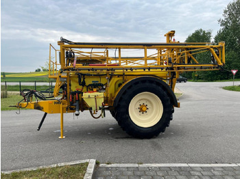 Getrokken veldspuit DUBEX