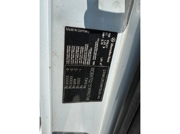 Leasing Mercedes-Benz 818 Koffer / LBW / AHK + DL Mercedes-Benz 818 Koffer / LBW / AHK + DL: afbeelding 5 Leasing Mercedes-Benz 818 Koffer / LBW / AHK + DL Mercedes-Benz 818 Koffer / LBW / AHK + DL: afbeelding 5