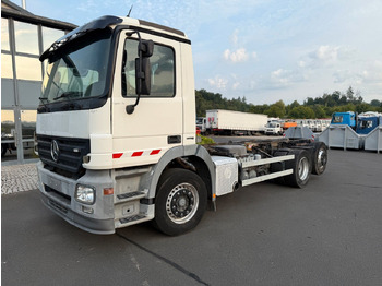 Chassis vrachtwagen MERCEDES-BENZ Actros 2532