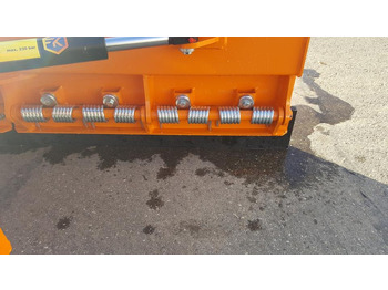 Sneeuwschuif Schneeschild 1,8m Kubota Kommunal Schlepper Radlader Hoflader: afbeelding 5 Sneeuwschuif Schneeschild 1,8m Kubota Kommunal Schlepper Radlader Hoflader: afbeelding 5