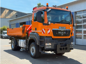 Kipper vrachtwagen MAN TGA 18.360