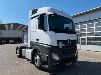 Trekker MERCEDES-BENZ Actros 1845