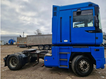 Trekker RENAULT Magnum 430