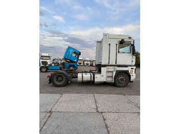 Trekker RENAULT Magnum 440