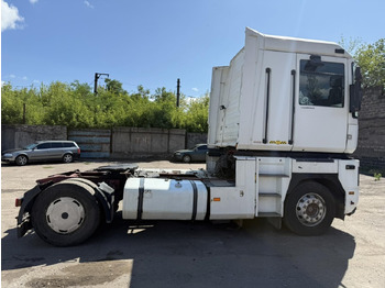 Trekker RENAULT Magnum 440 | ID1227S: afbeelding 3
