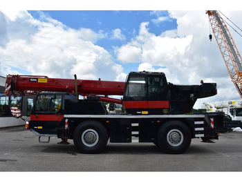 Alle terrein kraan LIEBHERR LTM 1030/2
