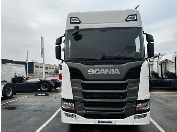 Trekker Scania R 460: afbeelding 2 Trekker Scania R 460: afbeelding 2