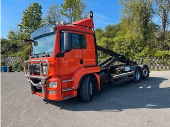 Haakarmsysteem vrachtwagen MAN TGS 26.480