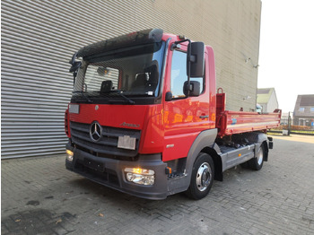 Kipper vrachtwagen MERCEDES-BENZ Atego 818