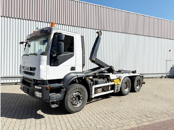 Haakarmsysteem vrachtwagen