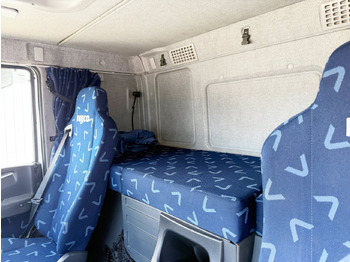 Haakarmsysteem vrachtwagen Trakker AT380T45/P 6x4 Trakker AT380T45/P 6x4, EEV: afbeelding 4 Haakarmsysteem vrachtwagen Trakker AT380T45/P 6x4 Trakker AT380T45/P 6x4, EEV: afbeelding 4