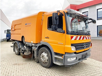 Vrachtwagen MERCEDES-BENZ Atego 1324