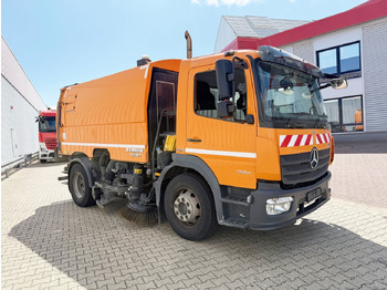 Vrachtwagen MERCEDES-BENZ Atego 1524