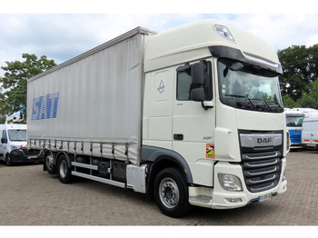 Schuifzeilen vrachtwagen DAF XF 530