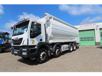 Tankwagen IVECO EuroTrakker