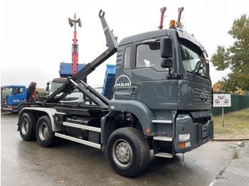 Trekker MAN TGA 33.480 6x6 - WISSELSYSTEEM TREKKER + CONTAINERSYSTEEM AJK 20T / DOUBLE PVA TRACTEUR + PORTE CONTAINER AJK 20T - CAMION BELGE: afbeelding 1
