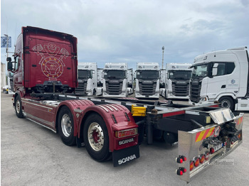 Containertransporter/ Wissellaadbak vrachtwagen SCANIA R560: afbeelding 4 Containertransporter/ Wissellaadbak vrachtwagen SCANIA R560: afbeelding 4