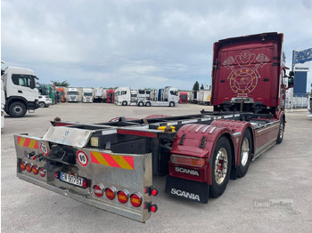 Containertransporter/ Wissellaadbak vrachtwagen SCANIA R560: afbeelding 2 Containertransporter/ Wissellaadbak vrachtwagen SCANIA R560: afbeelding 2