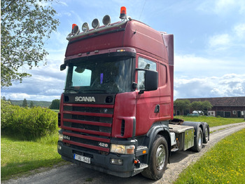 Vrachtwagen SCANIA