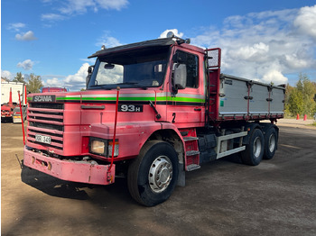 Vrachtwagen SCANIA 93