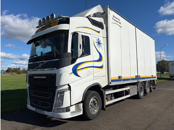 Vrachtwagen VOLVO FH