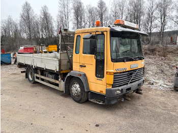 Vrachtwagen VOLVO FL6